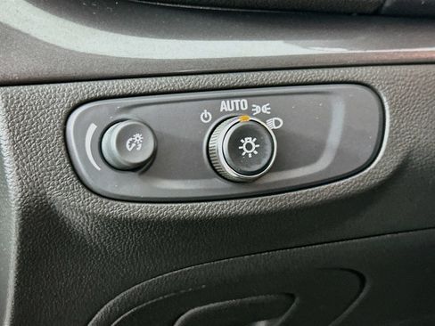 Used 2019 Buick Encore Preferred FWD image 11