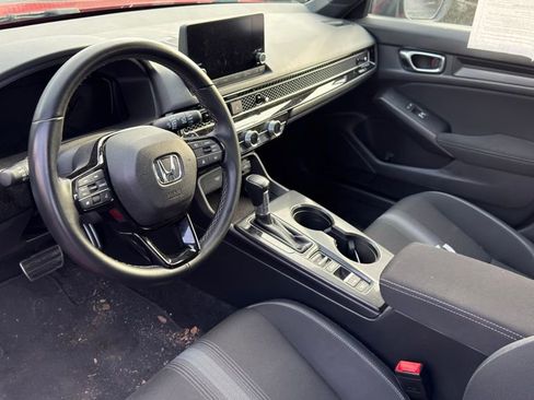 Used 2023 Honda Civic Sport image 8