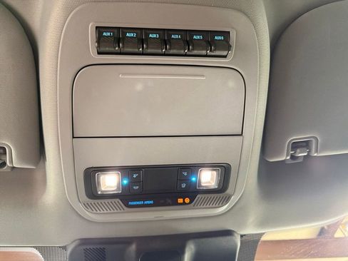 Used 2025 Ford F350 XLT w/ FX4 Off-Road Package AWD/4WD image 19