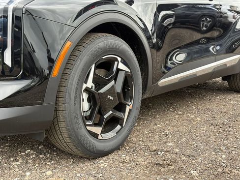 New 2026 Kia Sportage EX image 9