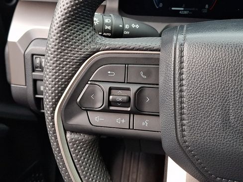 Used 2024 Toyota Tacoma TRD Sport w/ TRD Sport Premium Package AWD/4WD image 23