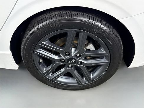 Used 2021 Kia Forte GT-Line FWD image 31