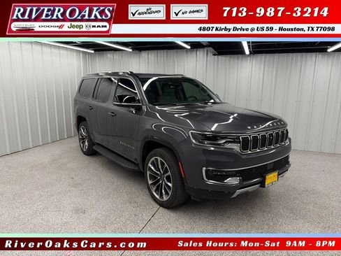 Used 2024 Jeep Wagoneer Series II w/ Convenience Group I AWD/4WD image 1