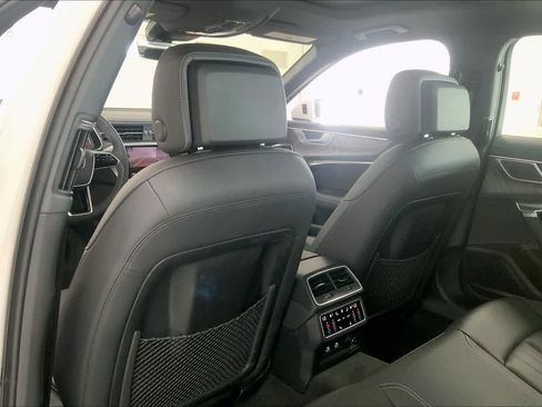 Used 2025 Audi A6 Premium Plus w/ Premium Plus Package image 11