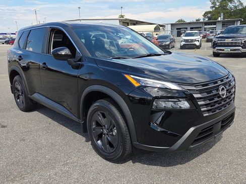 New 2026 Nissan Rogue SV FWD image 15