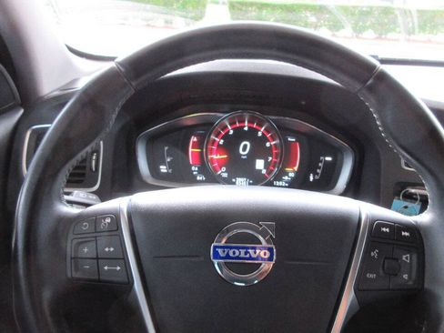 Used 2015 Volvo S60 T5 Premier FWD image 28