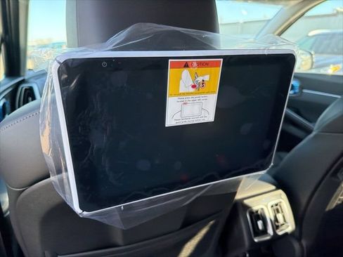 New 2026 Kia Sorento S AWD/4WD image 9