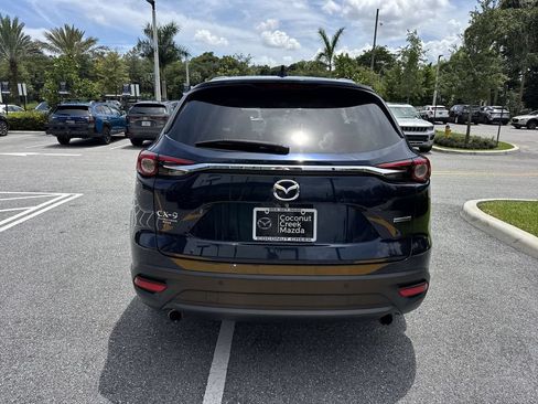 Certified 2021 MAZDA CX-9 Touring w/ Touring Premium Package FWD image 2