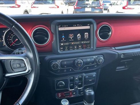 Used 2019 Jeep Wrangler Unlimited Rubicon AWD/4WD image 9