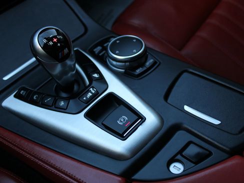 Used 2016 BMW M5 RWD image 12