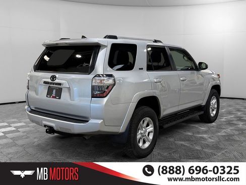 Used 2022 Toyota 4Runner SR5 image 3
