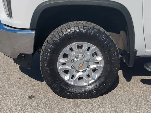 Used 2022 Chevrolet Silverado 2500 LTZ w/ Safety Package image 10