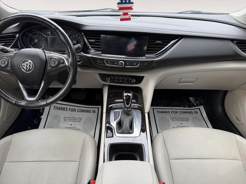 Used 2019 Buick Regal Essence w/ Driver Confidence Package I image 17