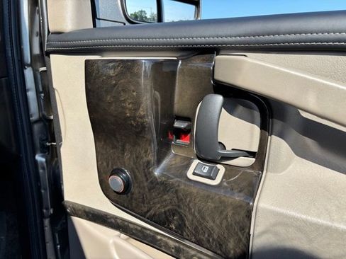 Used 2025 GMC Savana 2500 w/ Driver Convenience Package RWD image 20