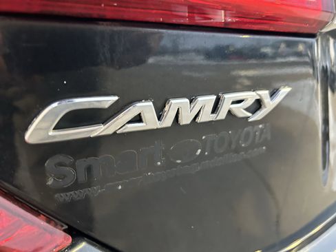 Used 2013 Toyota Camry XLE image 9