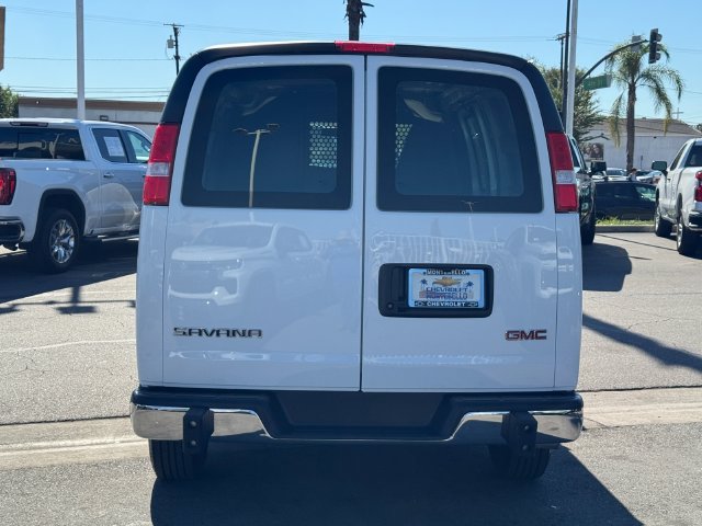 Used 2025 GMC Savana 2500 w/ Driver Convenience Package RWD image 3