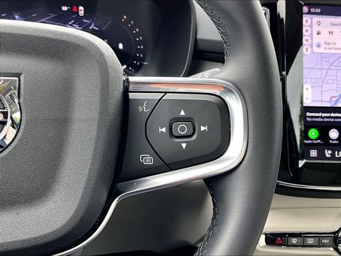 Used 2026 Volvo XC40 B5 Plus w/ Protection Package Premier image 22