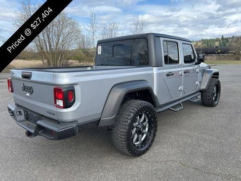 Used 2020 Jeep Gladiator Sport w/ Quick Order Package 24S AWD/4WD image 4
