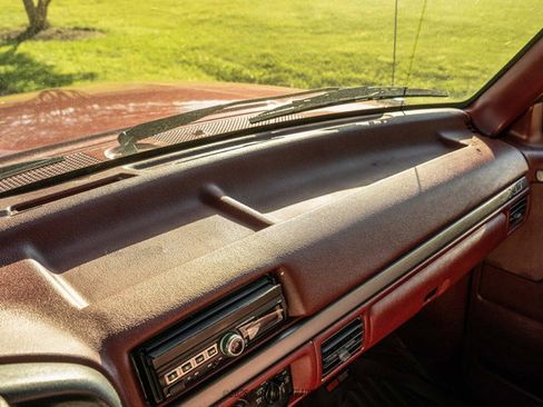 Used 1995 Ford Bronco XLT AWD/4WD image 64
