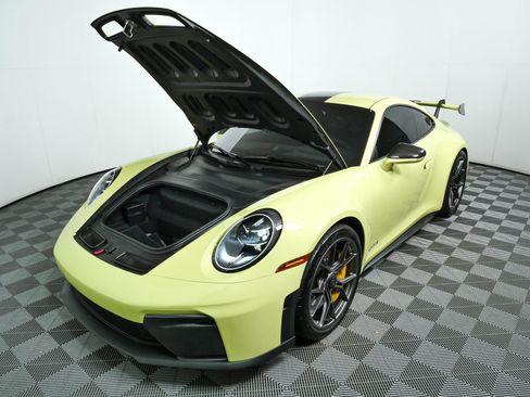 Certified 2026 Porsche 911 GT3 RWD image 29