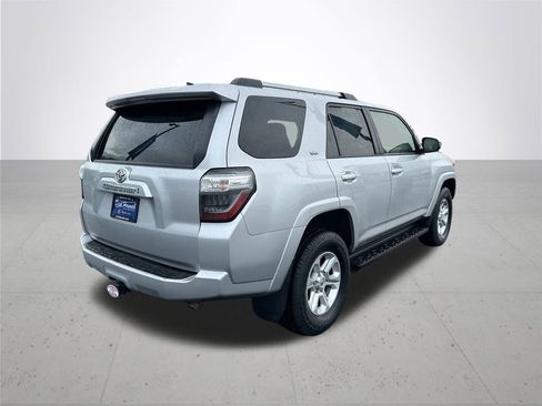 Used 2024 Toyota 4Runner SR5 image 7