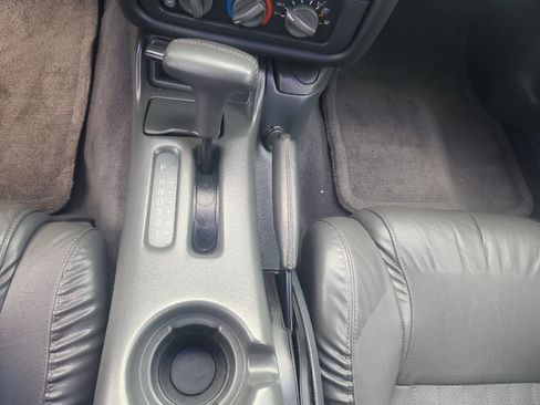 Used 1999 Pontiac Firebird Formula w/ Security Pkg image 18