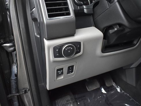 Used 2020 Ford F150 XLT w/ Equipment Group 302A Luxury image 15