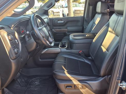 Used 2021 Chevrolet Silverado 1500 High Country w/ Technology Package image 8