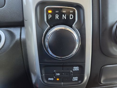 Used 2018 RAM 1500 Classic SLT image 21