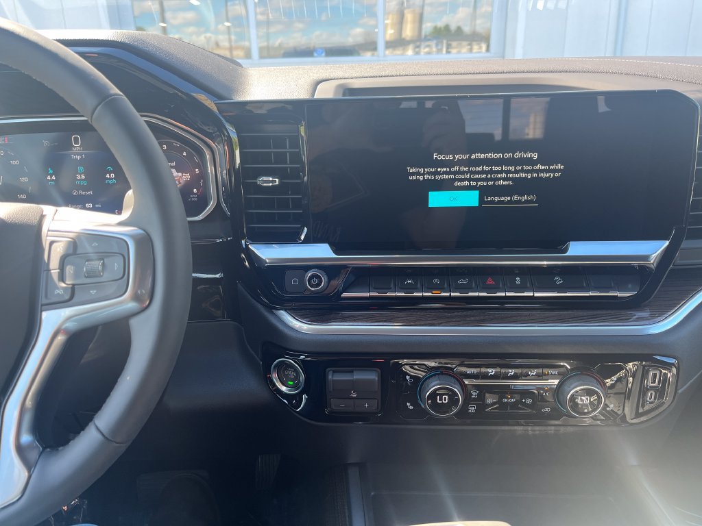 New 2026 Chevrolet Silverado 1500 LT w/ Z71 Off-Road Package AWD/4WD image 17