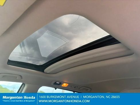 Used 2016 Honda Odyssey EX-L image 24