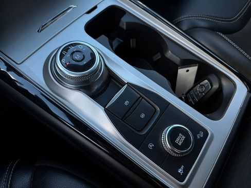 Used 2022 Ford Explorer ST w/ ST Street Pack image 26