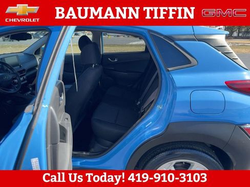 Used 2022 Hyundai Kona SEL w/ Convenience Package image 18