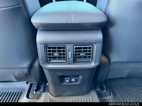 Used 2021 Toyota RAV4 Limited image 19