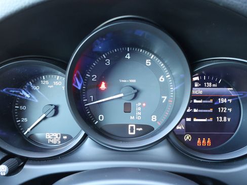 Certified 2026 Porsche Macan AWD/4WD image 17