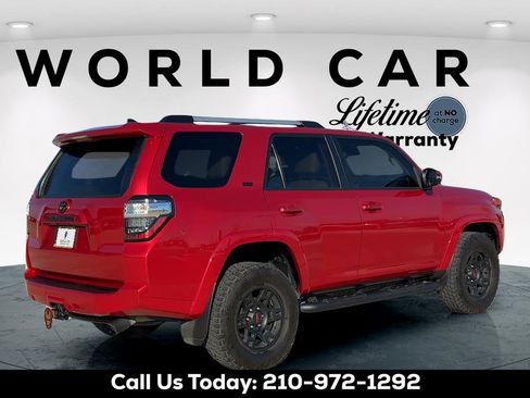 Used 2023 Toyota 4Runner SR5 Premium w/ Moonroof Package AWD/4WD image 7