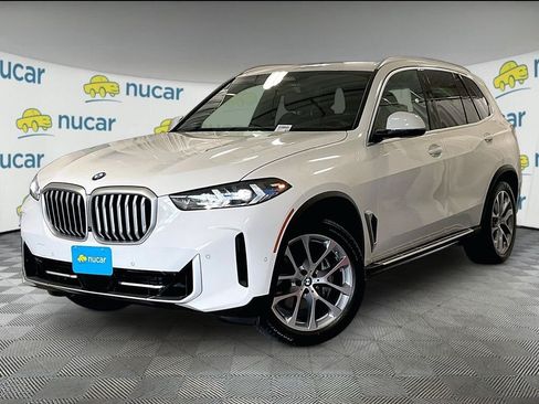 Used 2026 BMW X5 xDrive40i AWD/4WD image 3