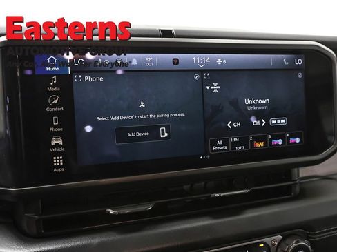 Used 2025 Jeep Wrangler Unlimited Sahara AWD/4WD image 19
