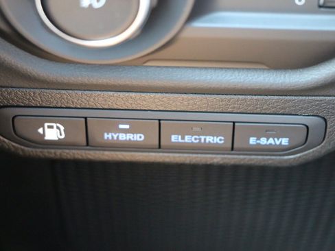Used 2024 Jeep Wrangler High Altitude AWD/4WD image 19