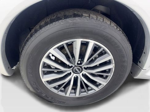 Used 2024 Nissan Armada SL AWD/4WD image 92