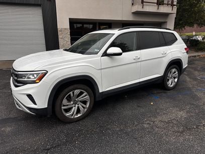 Used 2021 Volkswagen Atlas SE w/ Panoramic Sunroof Package