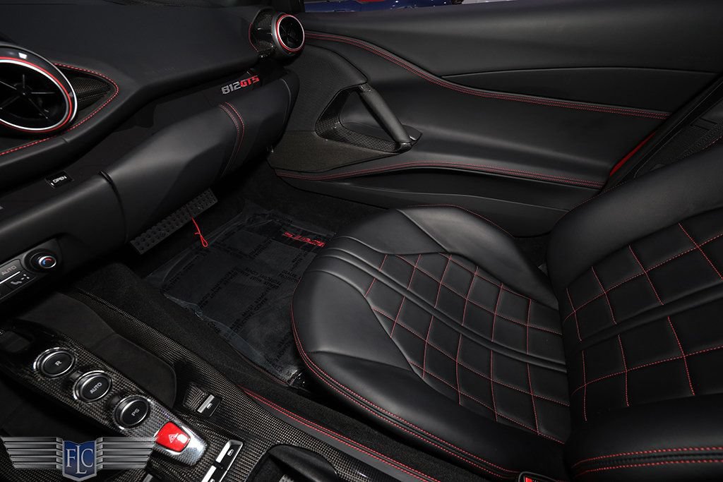Used 2021 Ferrari 812 GTS RWD image 23