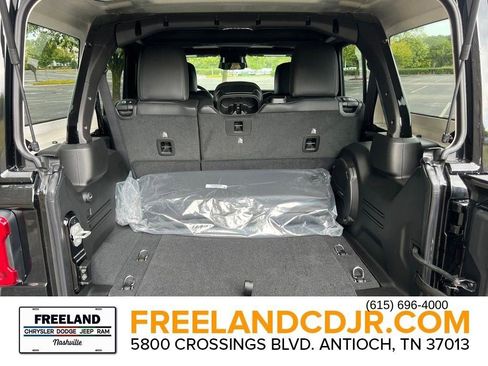 New 2025 Jeep Wrangler Unlimited Sahara AWD/4WD image 8