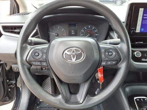 Used 2024 Toyota Corolla LE FWD image 21