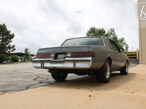 Used 1987 Buick Regal Coupe RWD image 33