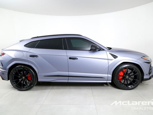 Used 2019 Lamborghini Urus image 9