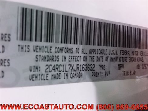 Used 2018 Chrysler Pacifica Touring-L image 16