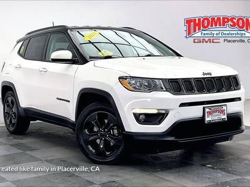 Used 2018 Jeep Compass Altitude w/ Popular Equipment Group image 1