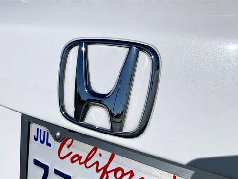 Used 2017 Honda HR-V LX image 30