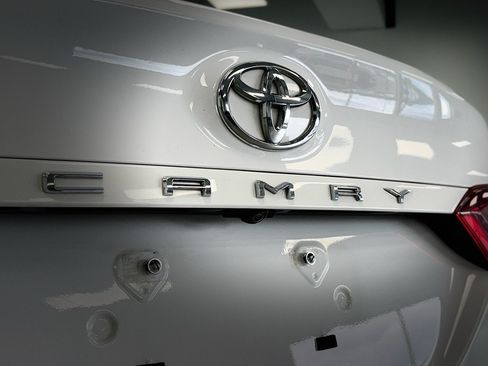 Used 2024 Toyota Camry LE w/ Convenience Package FWD image 30